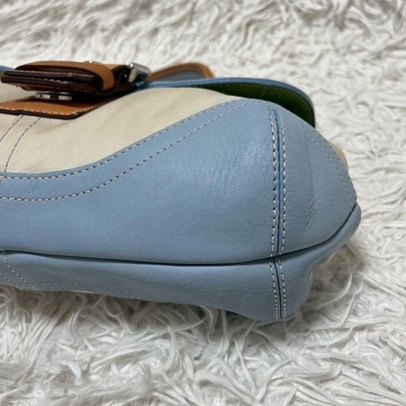 Coach Vintage Y2K Daisy Soho Handbag - Picture 4 of 7